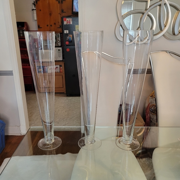 Wedding Trumpet Vases With Ostrich Feathers 6 of them price is price of each - Picture 6 of 9